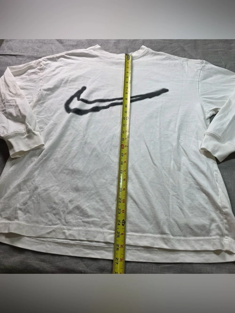 Nike Air Spray Paint Big Swoosh Graffiti Long Sleeve Shirt White Mens Small Over